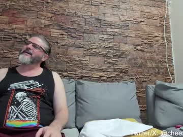 webcam couple cheeseburgerjesus live cam image #6292221