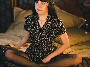 webcam girl ingennui live cam image #3958623