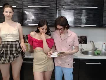 webcam couple renae_tom live cam image #4533722