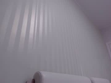webcam girl aminaswan_ live cam image #1223906