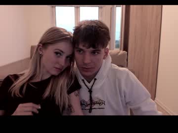 webcam couple strong__david live cam image #1954935