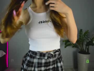 webcam girl free_birdd live cam image #4321198