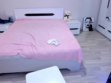 webcam girl yana_squrel_22 live cam image #1498055