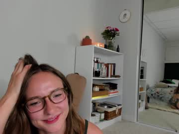 webcam girl innocentprovenguilty live cam image #435490