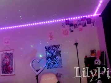 webcam girl lilypixel live cam image #3485165