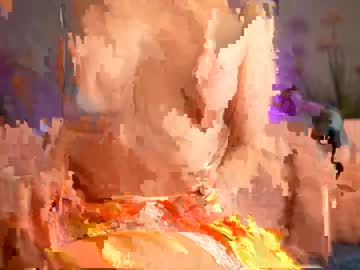webcam girl littlee33 live cam image #2930508