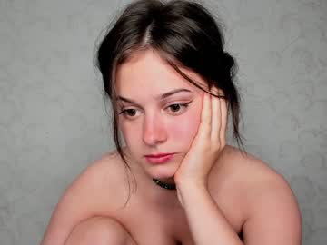 webcam girl oladushek18 live cam image #4396710