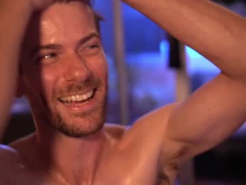 webcam man charlieonline live cam image #47557