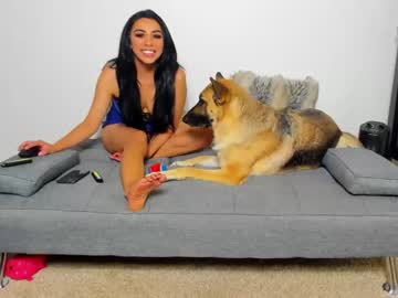 webcam girl jazmynn_m live cam image #2209339