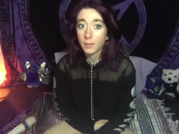 webcam girl madisonravenwood live cam image #1898649
