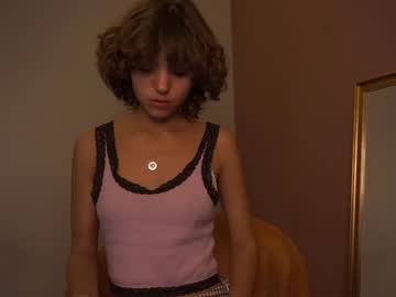 webcam girl lenaelisabeth live cam image #5896497