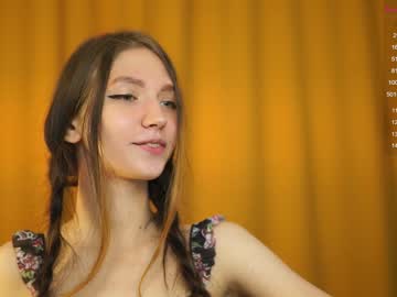 webcam girl angels_kiss live cam image #2636016