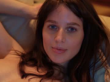 webcam girl ellaa91 live cam image #1250866