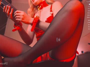 webcam girl bronnica live cam image #2349589