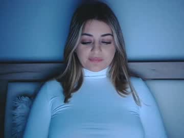 webcam girl mayadelevinnge live cam image #1052767