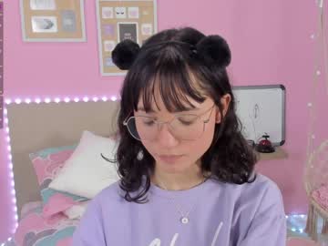 webcam girl little_effy18 live cam image #2250043