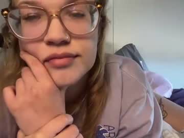 webcam girl bubblyblonde2 live cam image #5386790