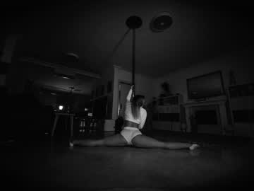 webcam girl hannahjames710 live cam image #3083613