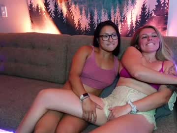 webcam girl bumble_bees45 live cam image #2373866