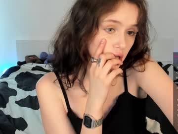 webcam girl milkaaaaa live cam image #2331624