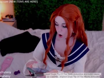 webcam girl runesy live cam image #4900060