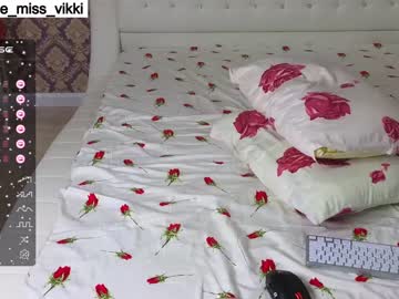 webcam girl misss_viki live cam image #5743394