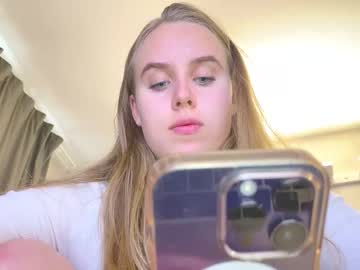 webcam girl _raabbit_ live cam image #4942852