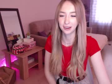 webcam girl gudeeetama live cam image #313608