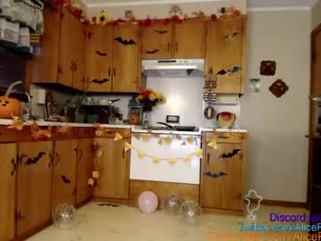 webcam girl aliceriverscam live cam image #3045778