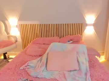 webcam girl little_effy18 live cam image #4905633