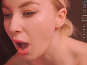 webcam girl bronnica live cam image #3962386
