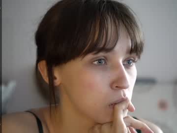 webcam girl diruriru live cam image #6898001