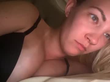 webcam girl mariah95 live cam image #2517915