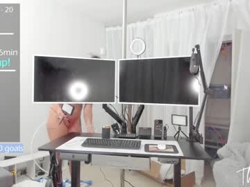 webcam girl rach_thetall1 live cam image #556200