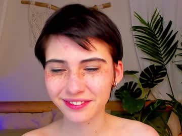 webcam girl helenblash live cam image #3548099