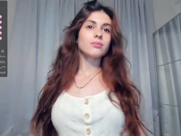 webcam girl love_storiesa live cam image #5441945