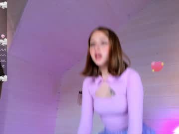 webcam girl monikabloomm live cam image #2539647