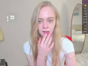 webcam girl stacy_pugacheva live cam image #3897936