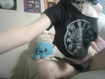 webcam couple kittvixsin live cam image #2377857