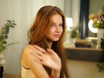webcam girl sassy_girle live cam image #7042549