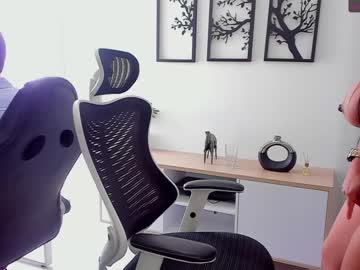 webcam couple emillybrowm live cam image #2391962