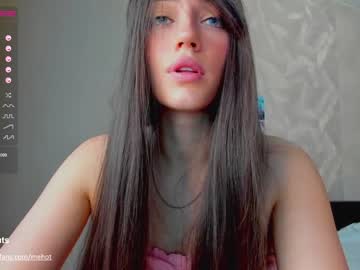webcam girl milena_manin live cam image #494188