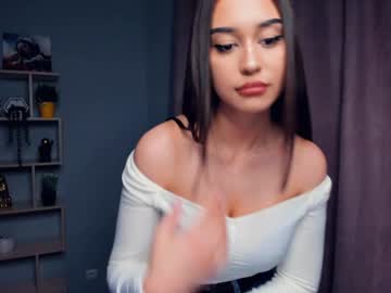 webcam girl flames_and_ice live cam image #5635813