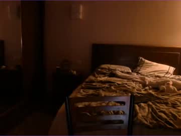 webcam girl bitter_moon live cam image #2960429