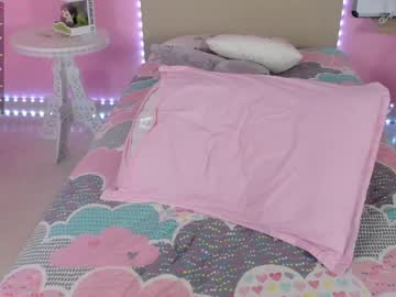 webcam girl little_effy18 live cam image #2251115