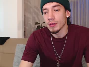 webcam man fratguysonline live cam image #6488013