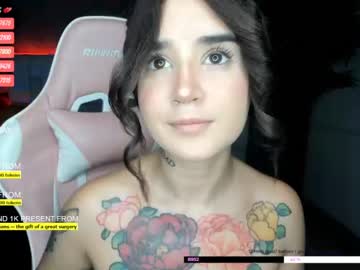 webcam girl sugar_troubl3 live cam image #1633136