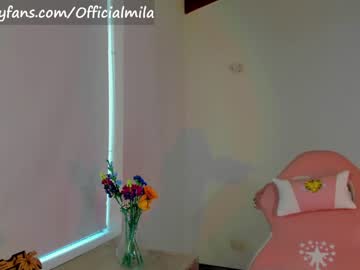 webcam girl milaaofficial live cam image #6160716