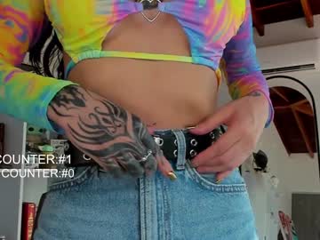 webcam girl lonelly_lolly98 live cam image #6284830