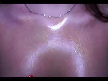 webcam girl emilybatee live cam image #5975512